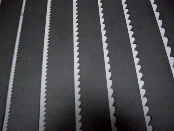 Bimetallic band blades